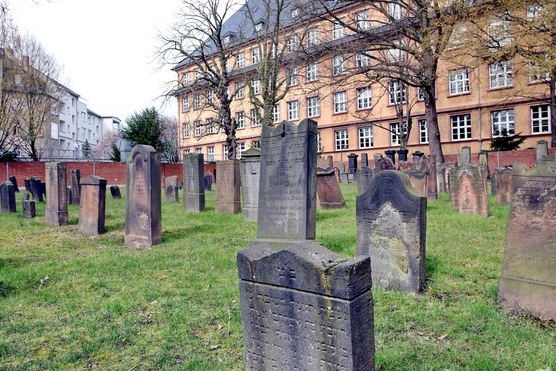 Der jüdische Friedhof in Bockenheim (Stadt Frankfurt am Main)